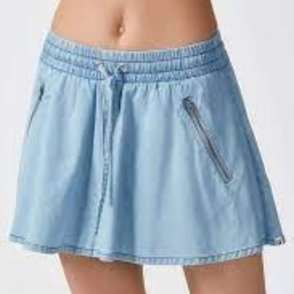 Fabletics Mikah Chambray Drawstring Mini Skirt Zi… - image 1